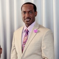 Andre' James
