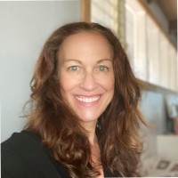 Suzanne Lang