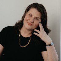 Celia Larson