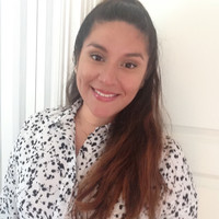 Gabriela Flores Araya