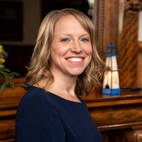 Hillary Sunderland, Cfa, Cka