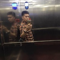 张闪坤