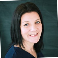 Fiona Modricker (Bowden)