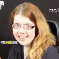 Annette Den Hollander