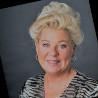 Brenda Oor
