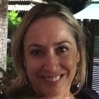 Tina Fernandes