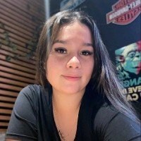 Hilary Santos