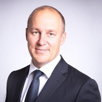 Dr. Oliver Salesov, DVM, Executive MBA