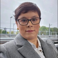 Maggie Wong, Ba Bsc