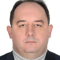 Антон Холло