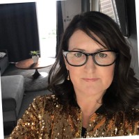 Amanda Peters