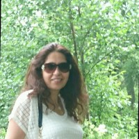 Nayereh Nowbakht