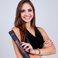 Lívia Tomé Perpétuo