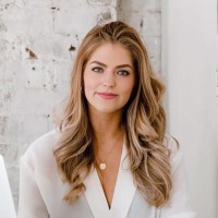 Caitlin Holmes