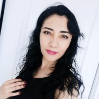 Laura Cuadros