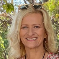 Dr Alison Stieven-Taylor