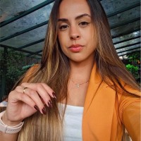 Isabella Bueno
