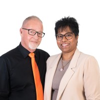 Wayne And Veena Hemingway