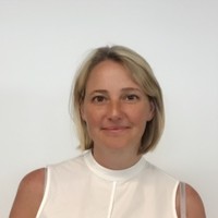 Stephanie Hewitt, Cfa