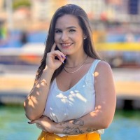 Bruna S.