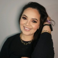 Jenifer Vianna Alves