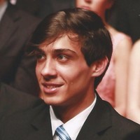 Luis Henrique Schneider Schmitt