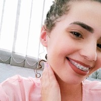 Ester Alves