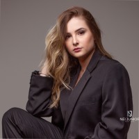 Caroline Bez Fontana
