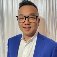 Howard Vuong