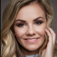 Annelou Van Den Biggelaar