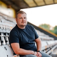 Dominic Knighton