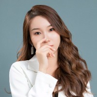 Monie Yang