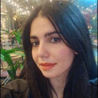 Elif Ö.