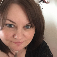 Nicola Melville