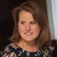Karen De Brouwer
