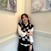Esther, Jing Ru Tin
