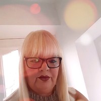 Lesley Hullah