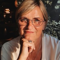 Angelique Brouwer