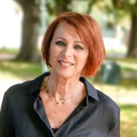 Martine J. M. Kemp