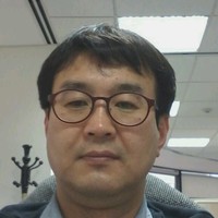 Yungseak Lee