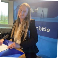 Fleur Van Ras