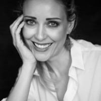 Eva Douet