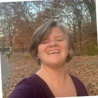 Laura Adams