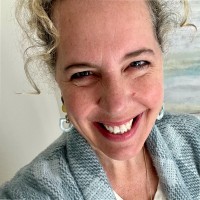 Julie Guest