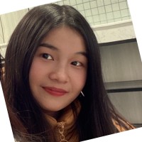 Winnie Lee