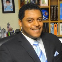 Fernando Lyons