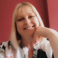 Karen Woolley Ll.B (Hons)