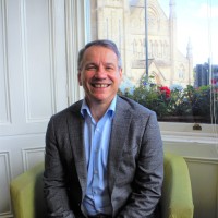 Steven Lindsay