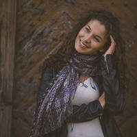 Lenka Davis, DipWSET