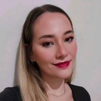 Nicole Brassaroto De Marchi